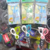 چوب بستنی رنگی، کاغذ ومقوا رنگی،ماژیک وایت برد