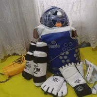لباس مبارزه تکواندو بچگانه شماره 2