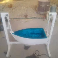 گهواره کنار تختی