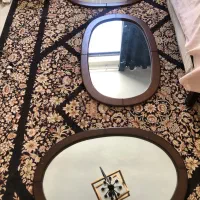 سه عدد آینه چوبی با زیر اینه ای