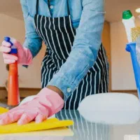 شرکت خدماتی نظافتی آراد