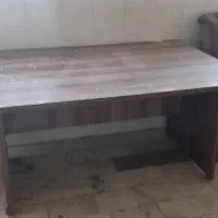 میز کنفرانس