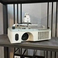 دیتا ویدئو پرژکتور