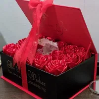 دسته گل عروس . باکس گل . دسته گل . باکس ولنتاین .