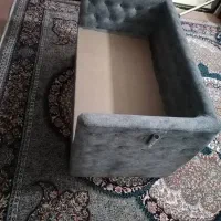 تخت کنار مادر