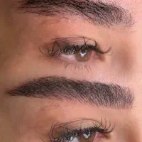 میکروبلیدینگ ابرو رایگان در آکادمی ریحانه کمندی