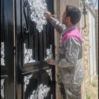 نقاشی ساختمان و رنگ آمیزی درب و پنجره باقیمت مناسب
