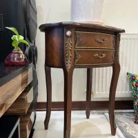 میز بسیار شیک و تمیز