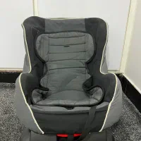 صندلی ماشین