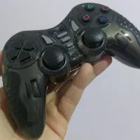 دسته بازی کامپیوتر (بی سیم)