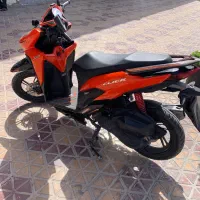 موتور کلیک|موتورسیکلت|فولادشهر, B4|دیوار