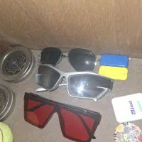 عینک در حد نوع ۵۰۰ تومن ۳تاش