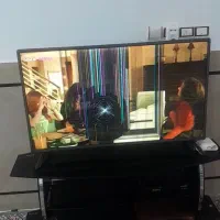 تلویزیون ۴۰ اینچ