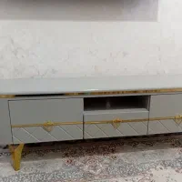 میز تلوزیون طوسی در حد نو
