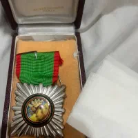 تندیس لوح و نشان