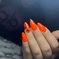 کاشت وترمیم ناخن|خدمات آرایشگری و زیبایی|قم, شهرک امام حسین|دیوار