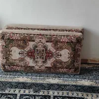 پشتی و فرش