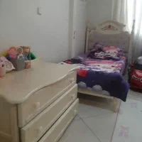 تخت و کمد سیسمونی و کودک