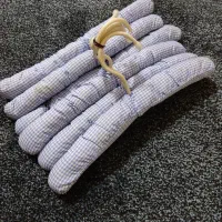 تعدادی چوبکار یا چوب لباسی کودک|اسباب و اثاث بچه|فردیس, شهرک سپاه|دیوار