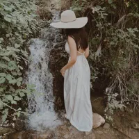 عکاسی و فیلمبرداری حرفه‌ای + اجاره لباس
