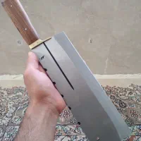 ساطور به شرط اهن بر