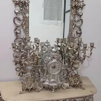 آیینه شمعدان و ساعت و کنسول