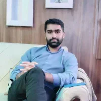 مشاور انسانی