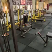 باشگاه بدن سازی