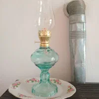 ۲تا چراغ گر سوز     فیتیله ای.        ۰۹۳۶. حمید