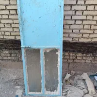 تعدادی در ب و پنجره آهنی وچندعددتیرآهن|مصالح و تجهیزات ساختمان|سوسنگرد, |دیوار