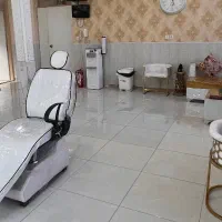 اجاره صندلی آموزشگاه وآرایشگاه نرگس موسوی شهرضا|خدمات آرایشگری و زیبایی|شهرضا, |دیوار