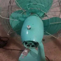 پنکه قدیمی زمیتی|پنکه و تصفیه‌کنندهٔ هوا|یزد, |دیوار