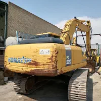 بیل میکانیکی کوماتسو ۲۲۰خط۷