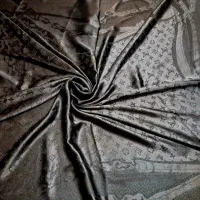 روسری پاییزه نخی ژاکارد لمه دور ریش