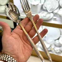 سرویس قاشق و چنگال دو رنگ طلایی و استیل یونیک نو|ظروف سرو و پذیرایی|تهران, فتح|دیوار