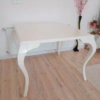 میز نهارخوری سفید چهار نفره بدون صندلی
