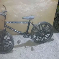 2 تا دوچرخه فروشی خراب هستند معاوضه میکنم