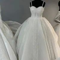 فروش و اجاره لباس عروس وتور وتاج زیر قیمت