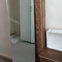 میز ارایش ایستاده و پاتختی