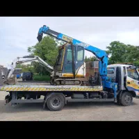 کفی خودروبر دکل‌دار و جرثقیل ۳ تن عنکبوتی.یدک کش