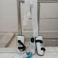 کفش نایکی فوتسال همراه با ساقبند و جوراب سفید