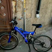 دوچرخه|دوچرخه، اسکیت، اسکوتر|شبستر, |دیوار