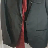 کت شلوار  نو  فقط یه شب برایه مراسم  استفاده شده