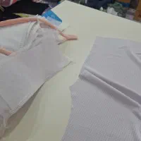 نیروی وسط کار کارگاه لباس ورزشی