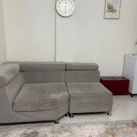 مبل ال ۸ نفره + دو تا میز عسلی + میز عسلی اصلی