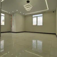 80متر /اسانسور /پارکینگ سندی/سه بر نور گیر غرق نور