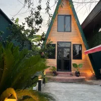 کلبه-سوئیسی-نارنجی-فول-امکانات-تا-4نفر-ظرفیت