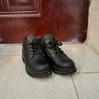 چکمه|کیف، کفش، کمربند|گلبهار, شهر جدید گلبهار|دیوار