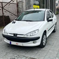 206اس دی دریچه سیمی