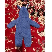 سر همی گرم|لباس|بیستون, |دیوار